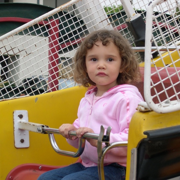 Meet your Posher, Calliope R. - Picture 3 of 8